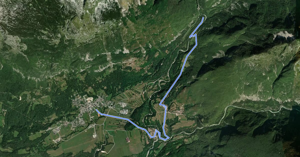 Маршрут Hiking route B5 на спутниковом снимке
