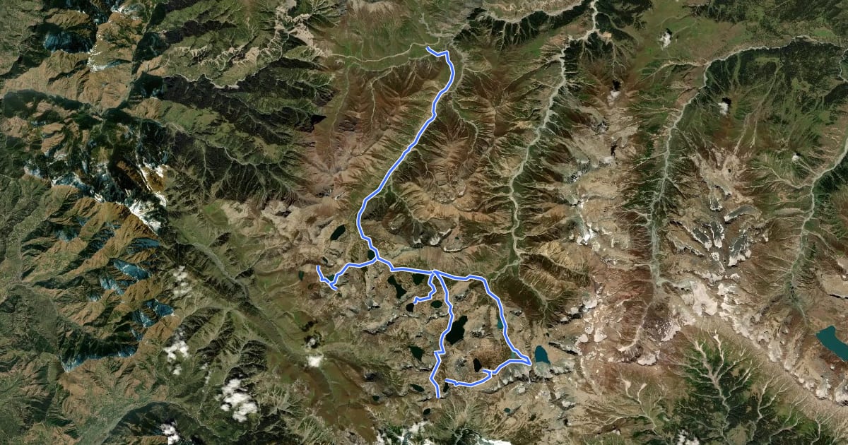 Маршрут Hirpora Lakes trek @Zeeshan на спутниковом снимке