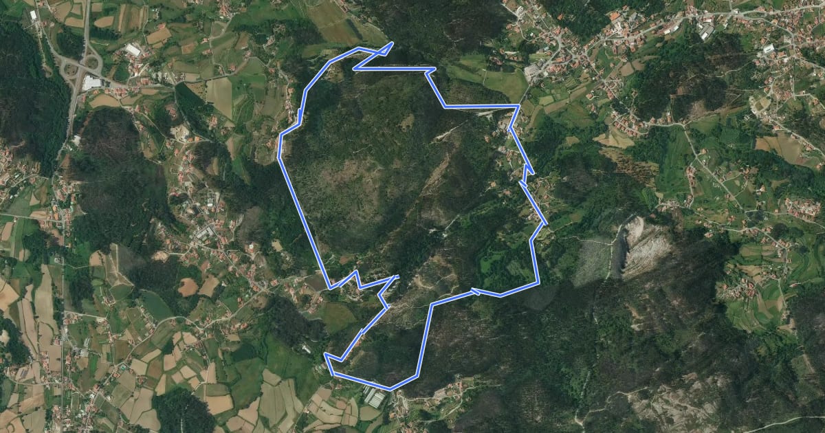 Маршрут Histórico Pré-Industrial на спутниковом снимке