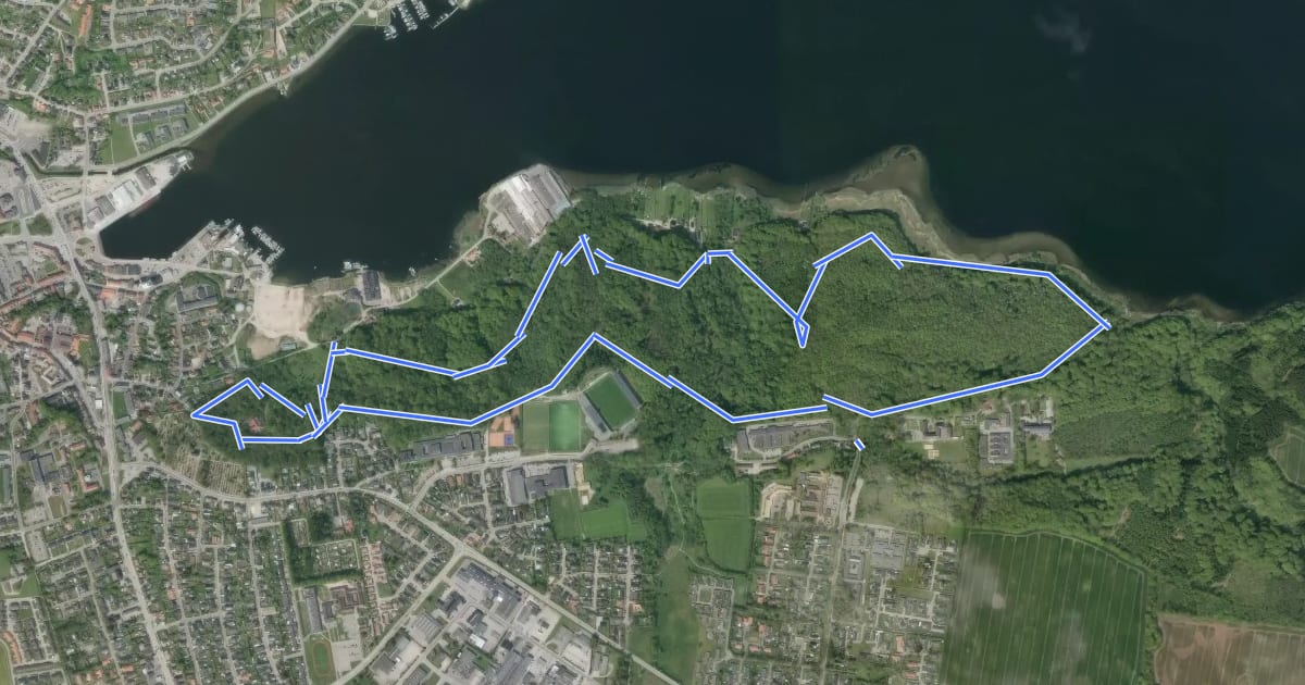 Маршрут Hobro Østerskovturen на спутниковом снимке