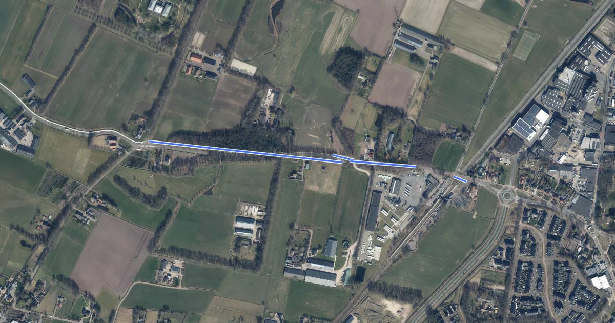 Маршрут Hoeverveldpad aanlooproute на спутниковом снимке