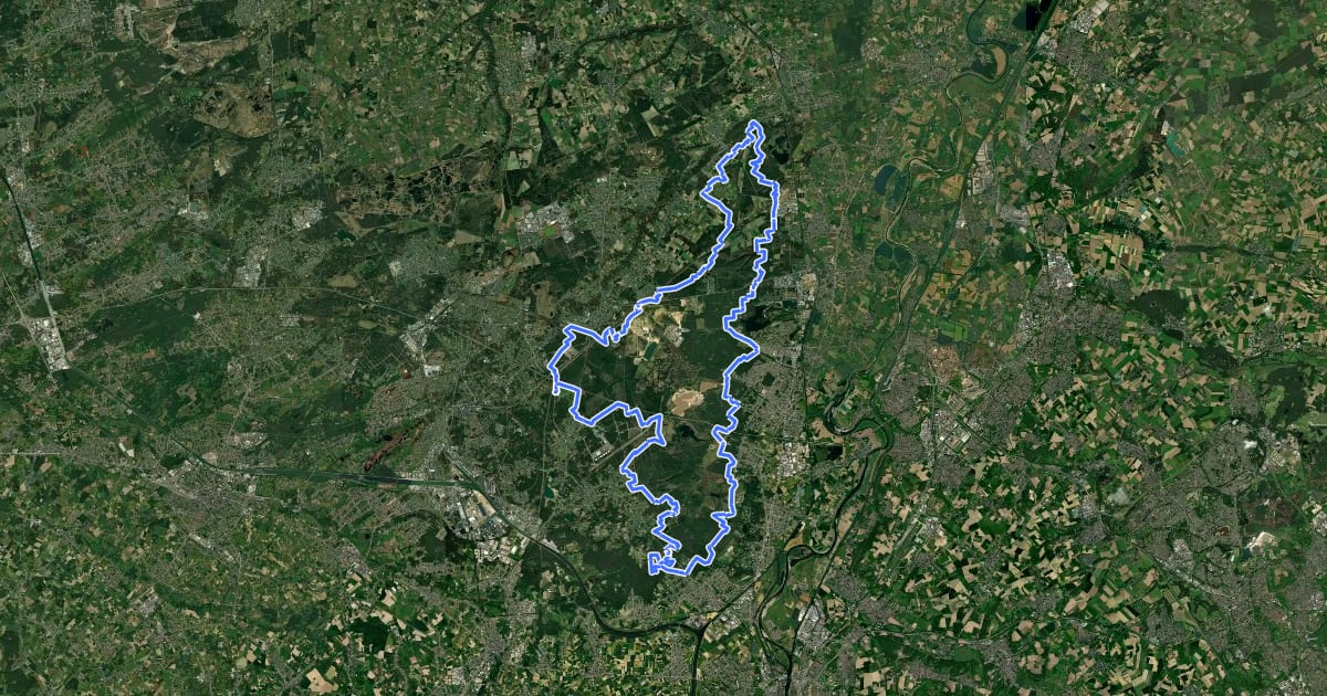 Маршрут Hoge Kempen Marathonroute Zwart на спутниковом снимке