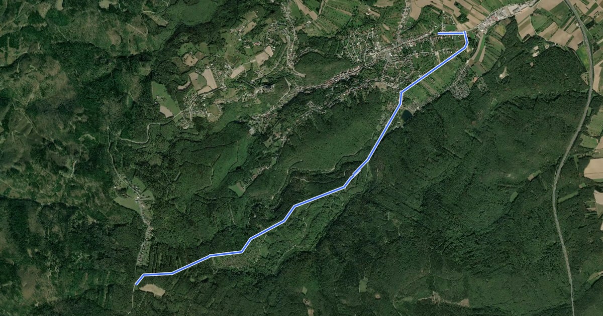 Маршрут Hotterweg Forchtenstein ( Sportplatz - Badestausee - Rosalia) на спутниковом снимке