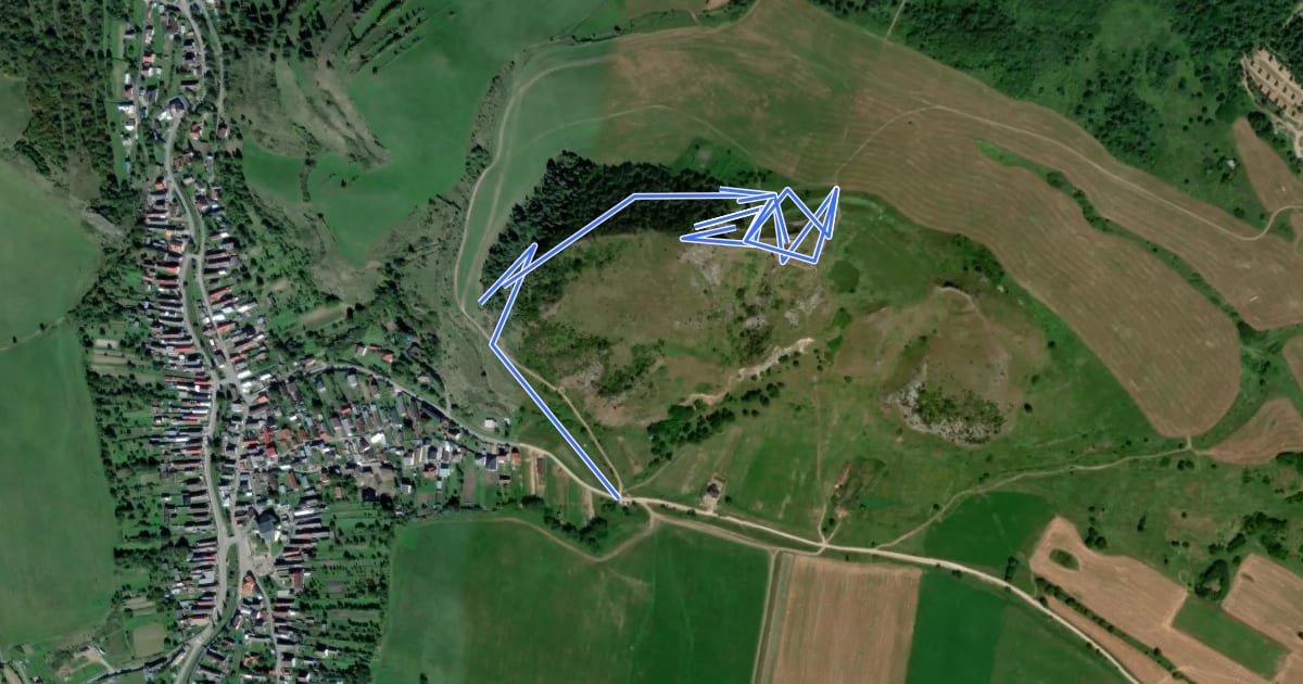 Маршрут Hrad Kamenica на спутниковом снимке