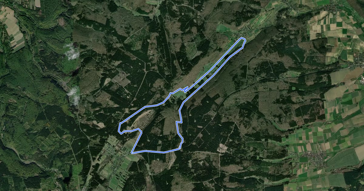 Маршрут Hs 2 - Vom Hochmoor ins Tal der Lieder на спутниковом снимке
