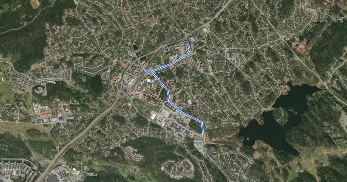 Маршрут Huddinge cykelturnät (13) на спутниковом снимке