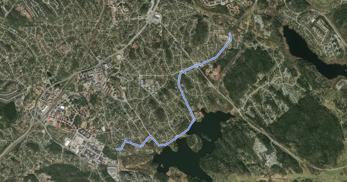 Маршрут Huddinge cykelturnät (15) на спутниковом снимке