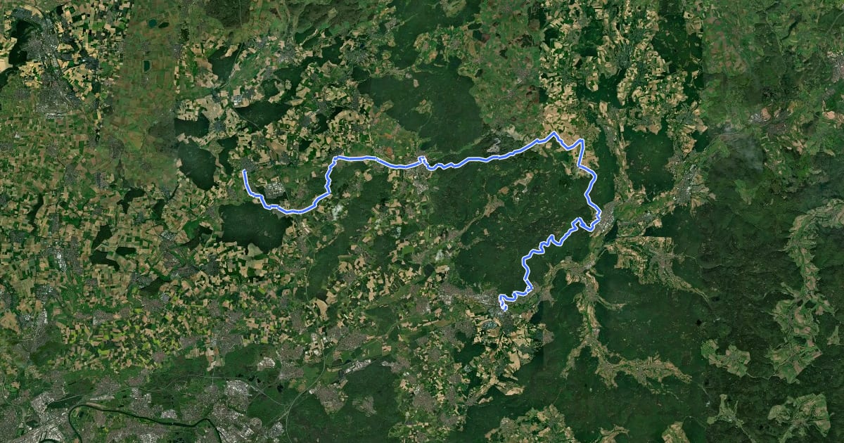 Маршрут Hugenotten- und Waldenserpfad (Schleife Main - Spessart - Vogelsberg - Wetterau) Teilstrecke Gelnhausen - Altenstadt на спутниковом снимке