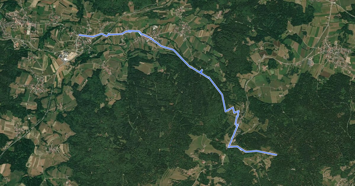 Маршрут Hundinger Zielwanderweg Brotjacklriegel на спутниковом снимке