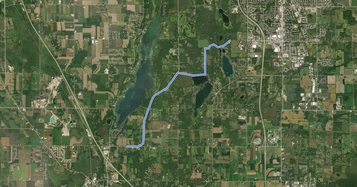 Маршрут IAT - Cedar Lakes-West Bend connection на спутниковом снимке