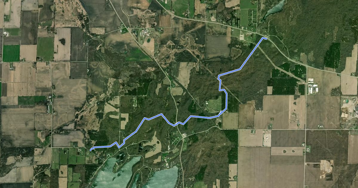 Маршрут IAT - Whitewater Lake Segment на спутниковом снимке