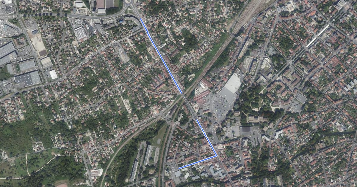 Маршрут ID 10 Projet de Corbeil-Essonnes à Ballancourt-sur-Essonne par Mennecy на спутниковом снимке