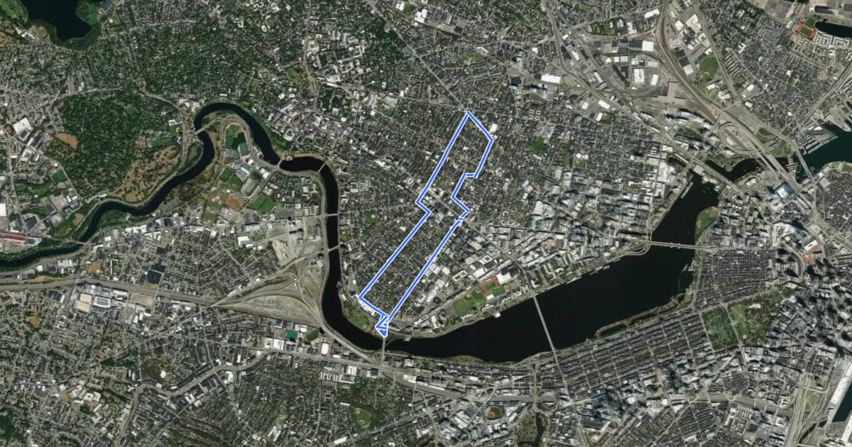 Маршрут Inman Square to BU Bridge на спутниковом снимке