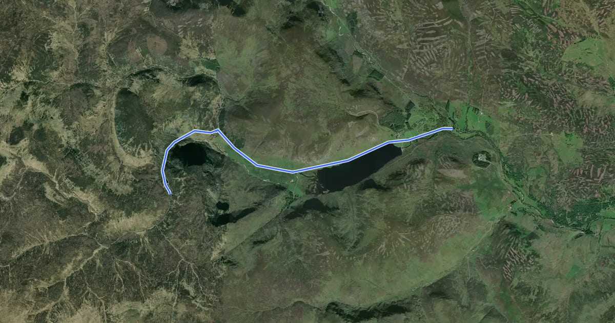 Маршрут Invermark to Loch Lee, Falls of Unich and Falls of Damff на спутниковом снимке