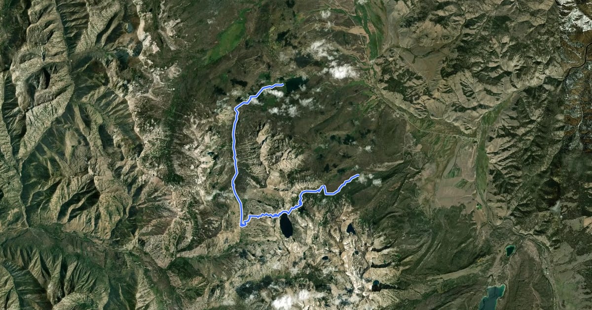 Маршрут Iron Creek-Stanley Lake Trail на спутниковом снимке