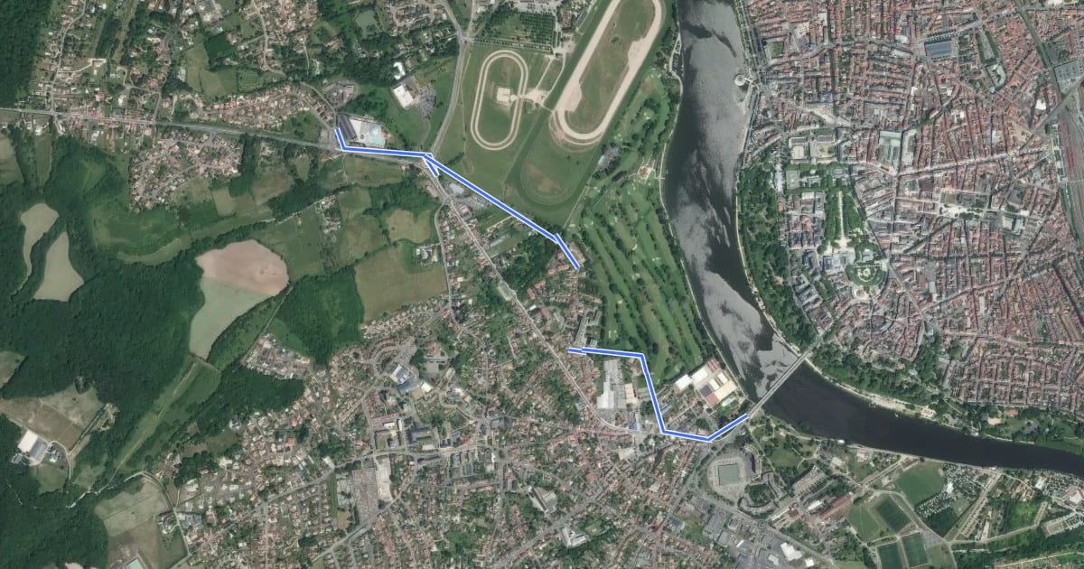 Маршрут Itinéraire cyclable Vichy - Stade Aquatique на спутниковом снимке