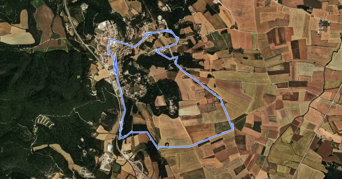 Маршрут Itinerari Llarg - Serinyà на спутниковом снимке