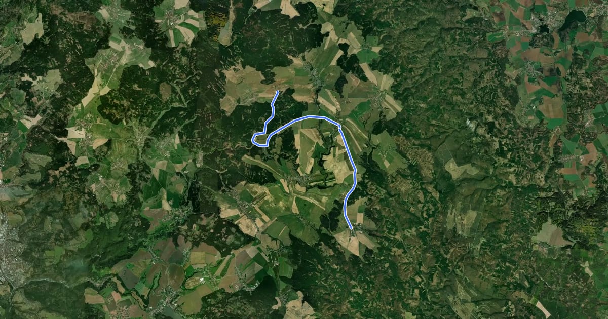 Маршрут Křiž. Kulířov-Studnice, napojení na 5029 - Křiž., Molenburk-Niva, napojení na EV9 GW на спутниковом снимке