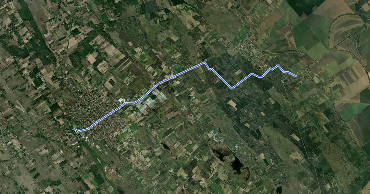 Маршрут K+ (Kistelek vá. – Ópusztaszer Nemzeti Történeti Emlékpark) на спутниковом снимке