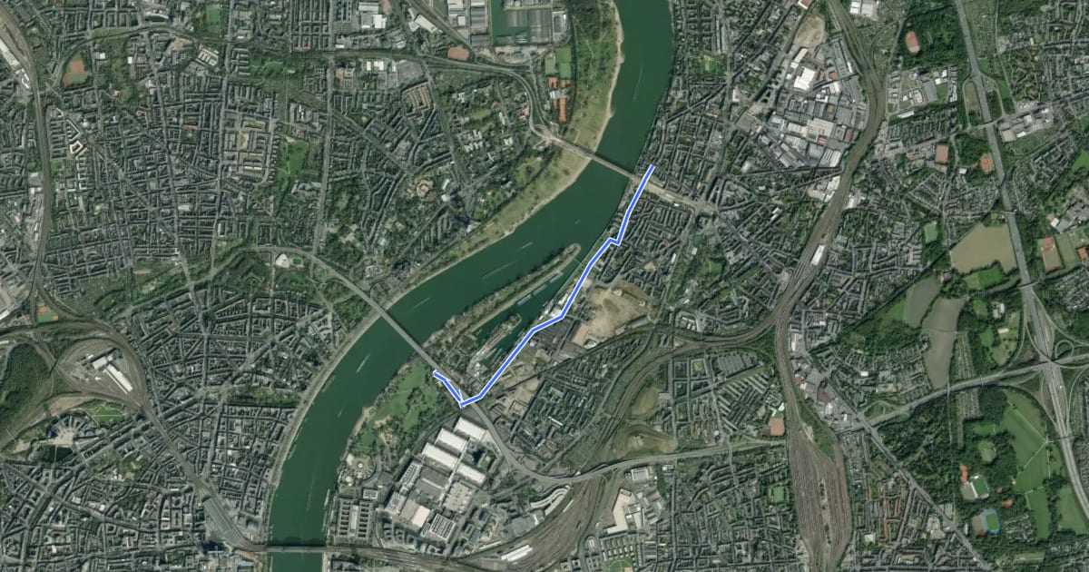 Маршрут Köln Mülheimer Brücke (36) - Köln Deutz Zoobrücke (97) на спутниковом снимке