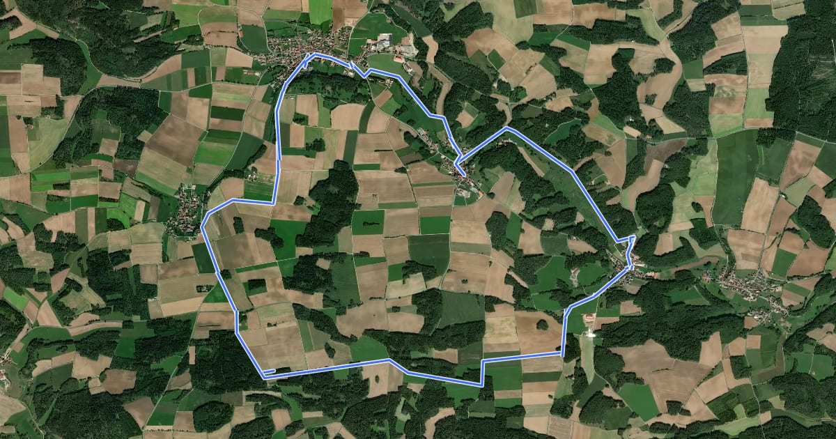 Маршрут Königsfeld Kapellenweg (Blaue Route) на спутниковом снимке
