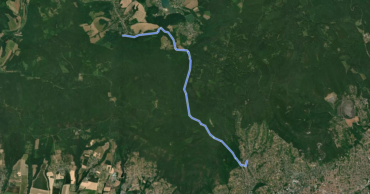 Маршрут K+ (Ürög – Éger-völgy – Patacsi-mező – Szuadó-völgy – Orfűi elágazás – Abaligeti cseppkőbarlang) на спутниковом снимке