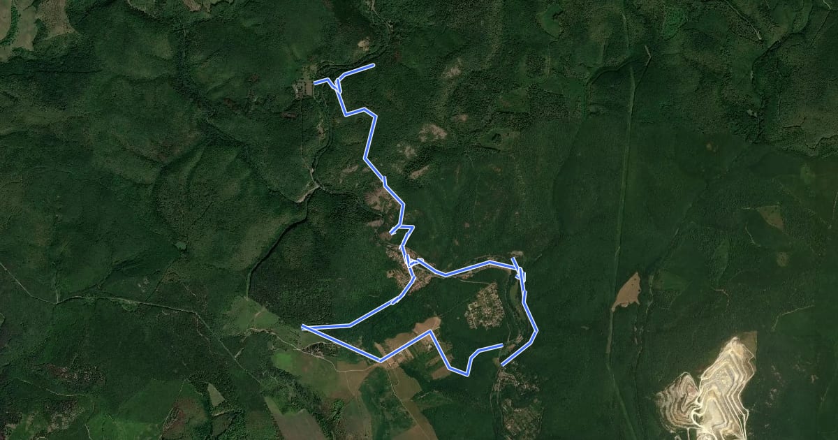 Маршрут K╱, Szarvaskői geológiai tanösvény на спутниковом снимке