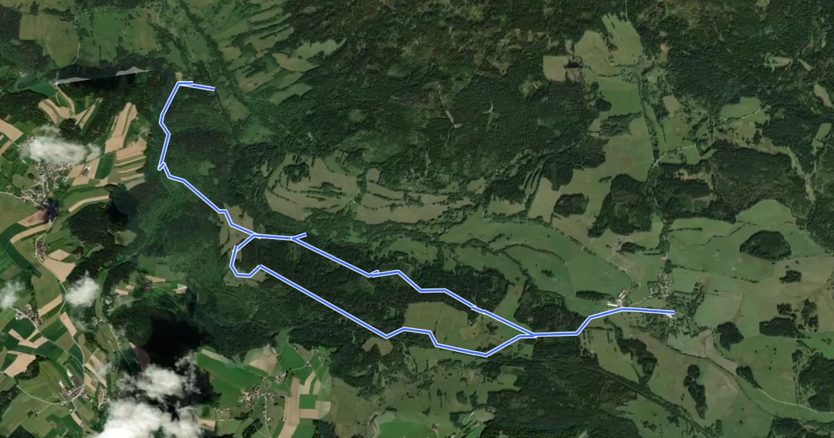 Маршрут Ke Schwarzenberskému kanálu на спутниковом снимке