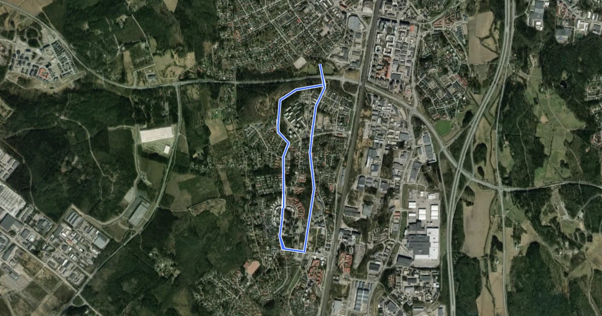 Маршрут Keravan kirsikkapuukierros 4.5km на спутниковом снимке