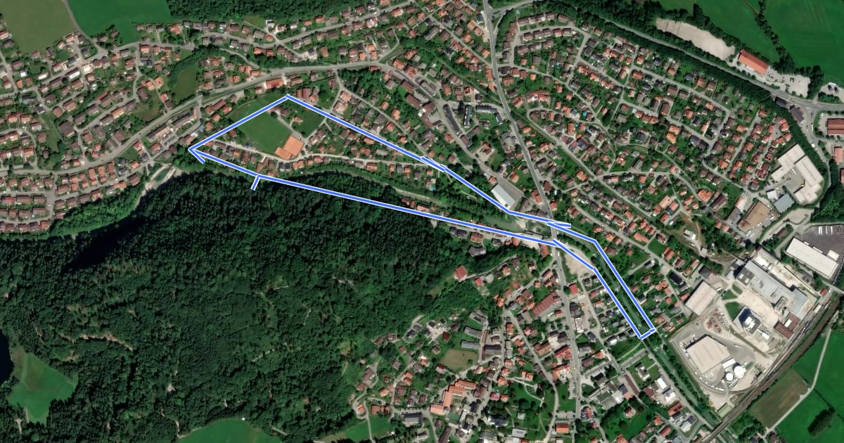 Маршрут Kieferer Energiewanderweg (Rote Tour) на спутниковом снимке