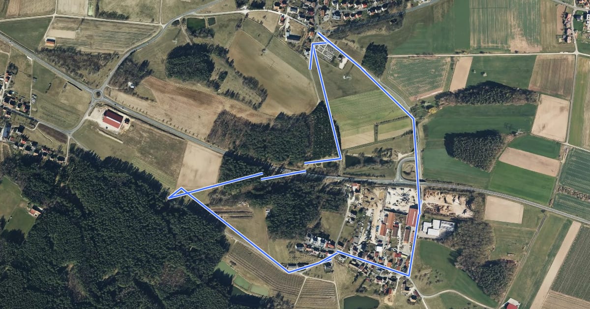 Маршрут Kirchröttenbacher Rundwanderweg Blau 2 на спутниковом снимке