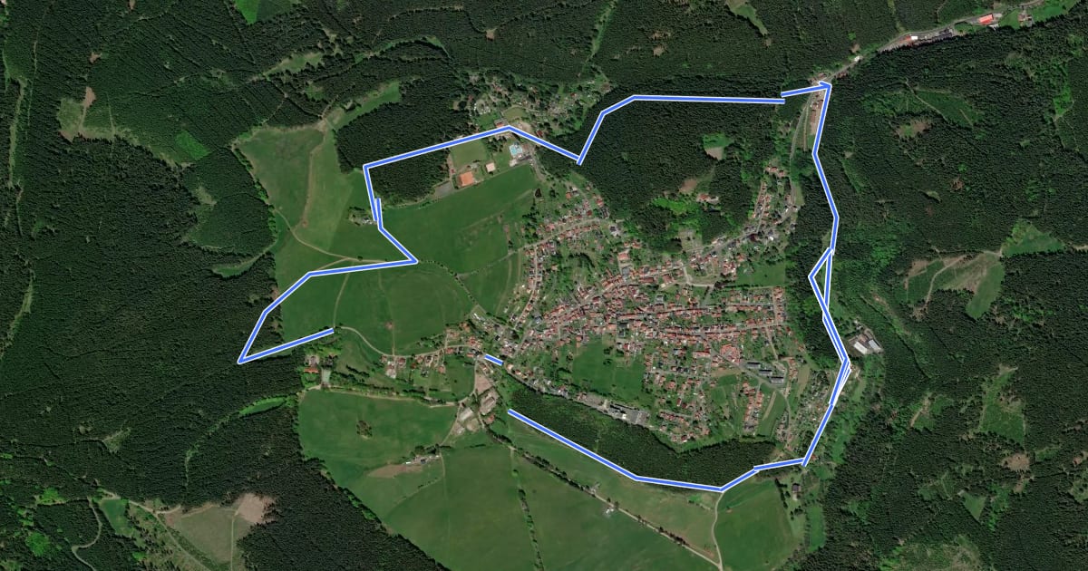 Маршрут Kleiner Rundwanderweg Finsterbergen на спутниковом снимке