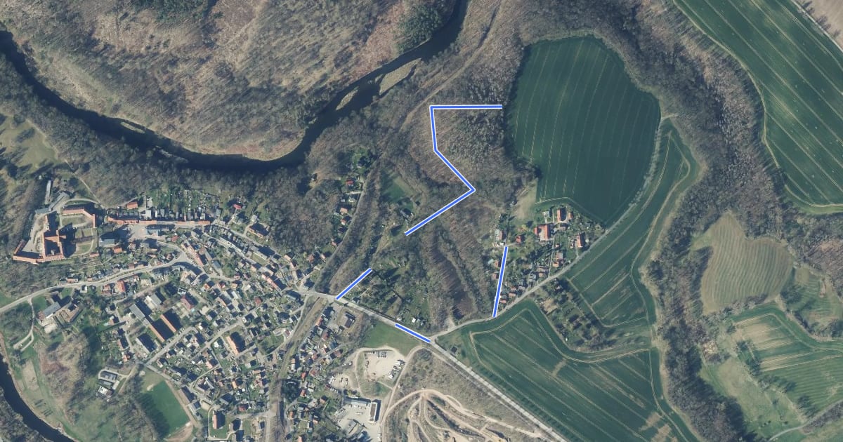 Маршрут Kleiner Rundweg Burgstall Wechselburg на спутниковом снимке