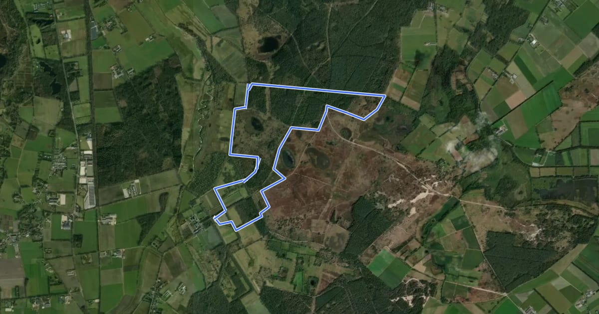 Маршрут Klooster en heidewandeling на спутниковом снимке