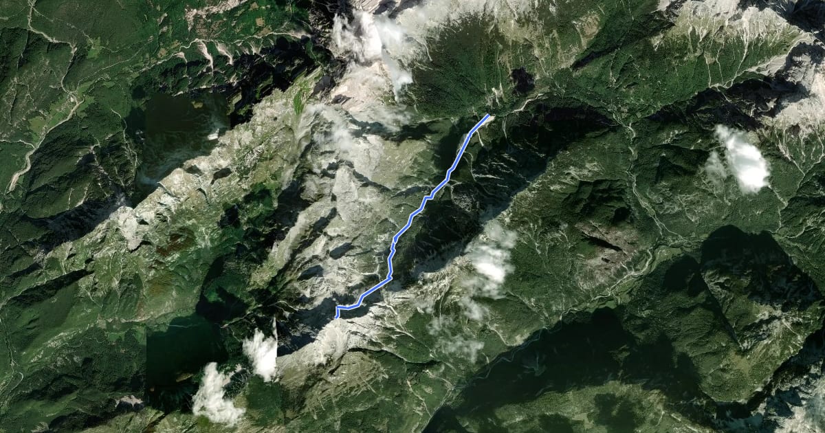 Маршрут Koča pri izviru Soče - Bavški Grintavec на спутниковом снимке