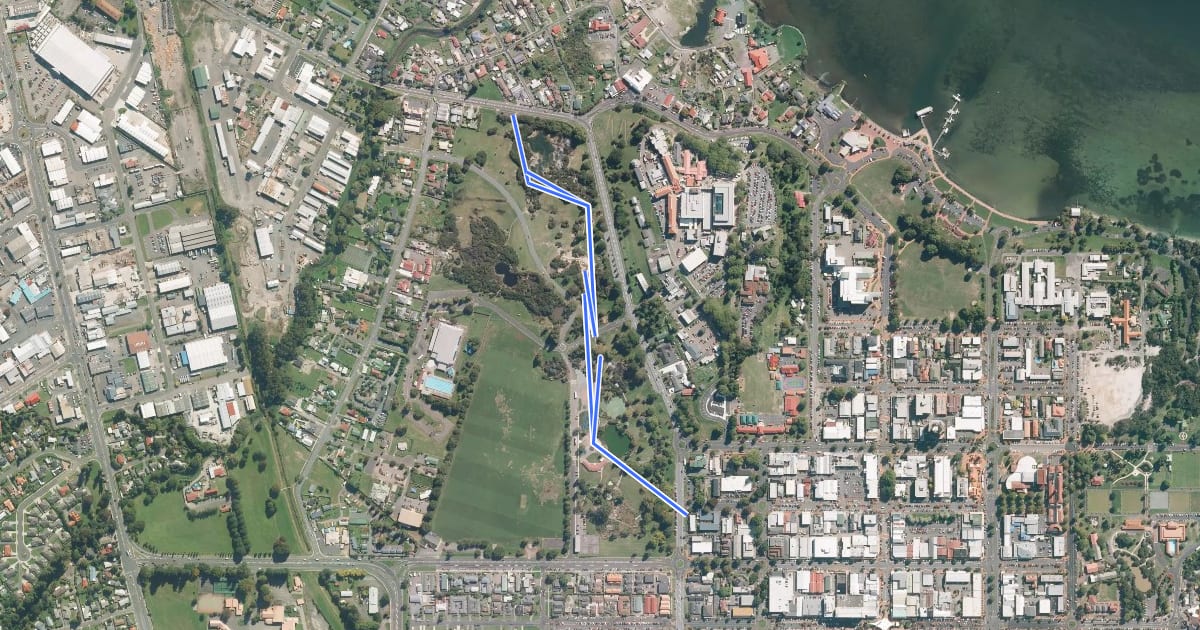 Маршрут Kuirau Park Shared Path на спутниковом снимке