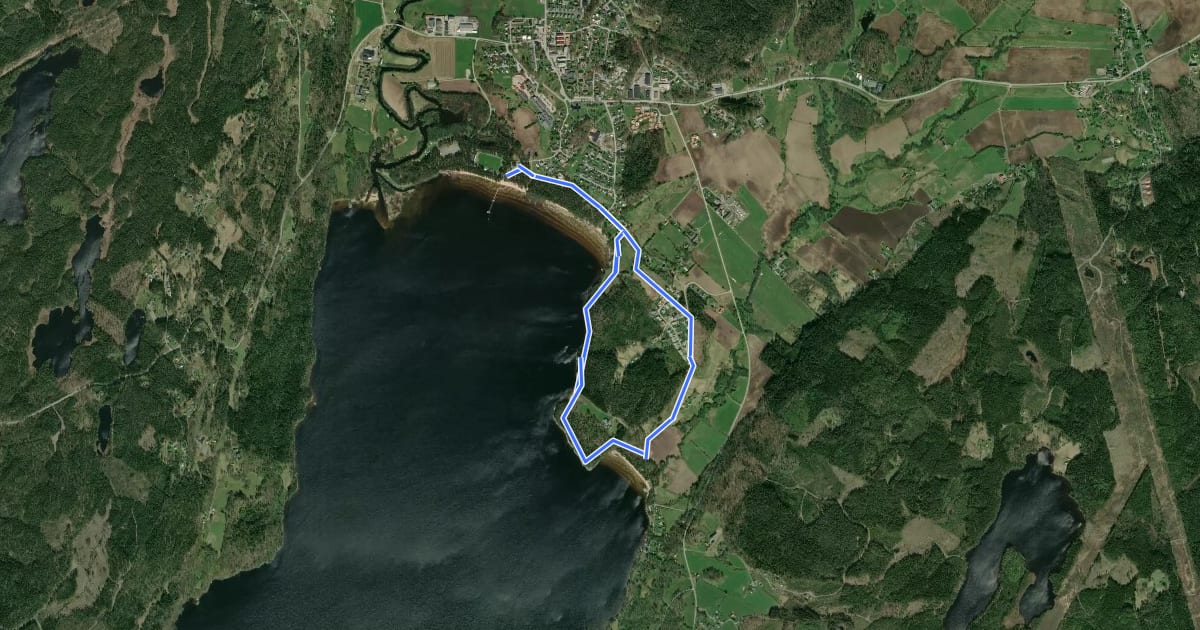 Маршрут Kullanäs vandringsled 4,7 km на спутниковом снимке