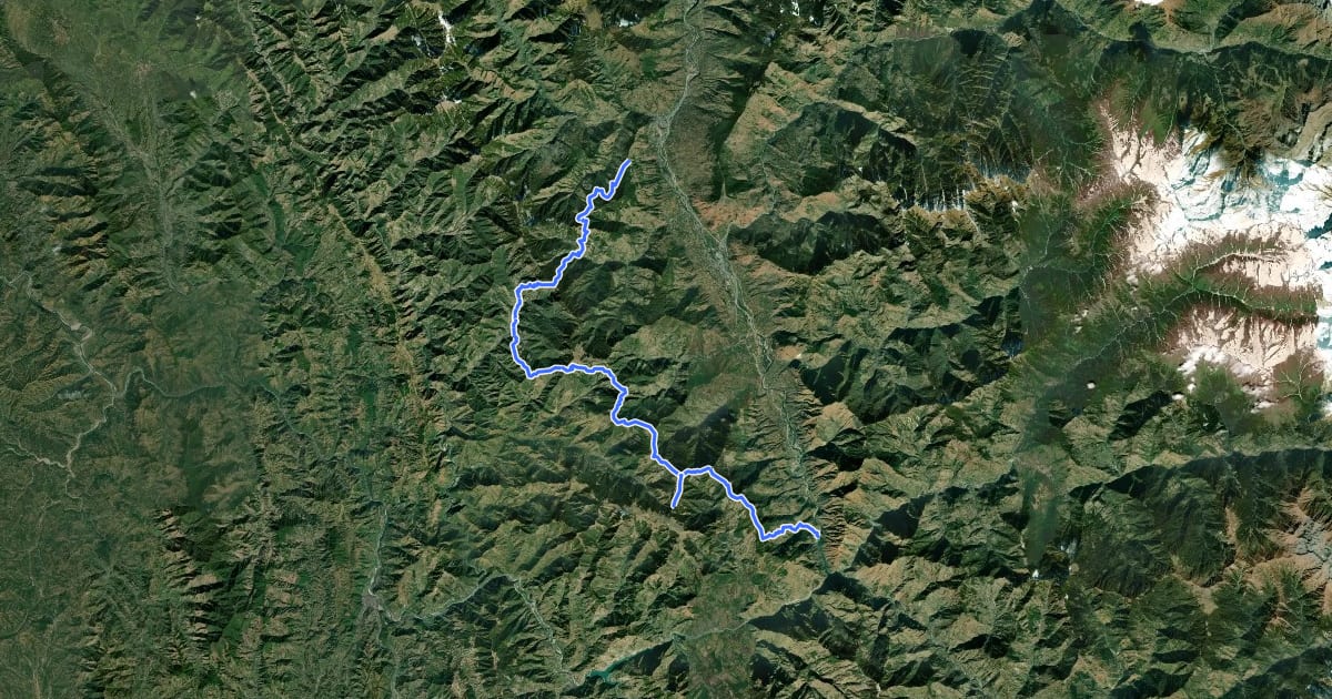 Маршрут Kullu to Aut via Prashar Lake на спутниковом снимке