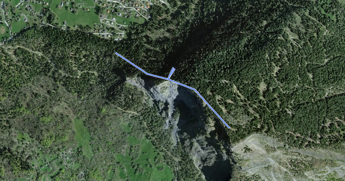 Маршрут L'Ardève - section de la crête на спутниковом снимке