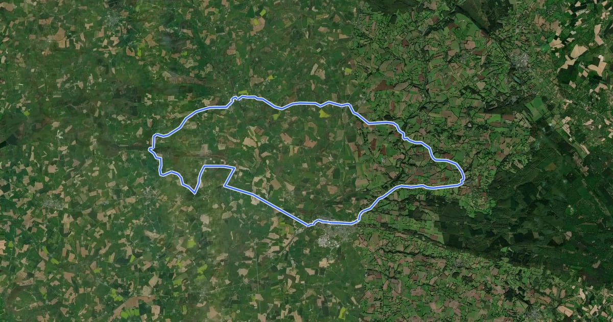 Маршрут L'Orne à Vélo : Domfront [1] на спутниковом снимке