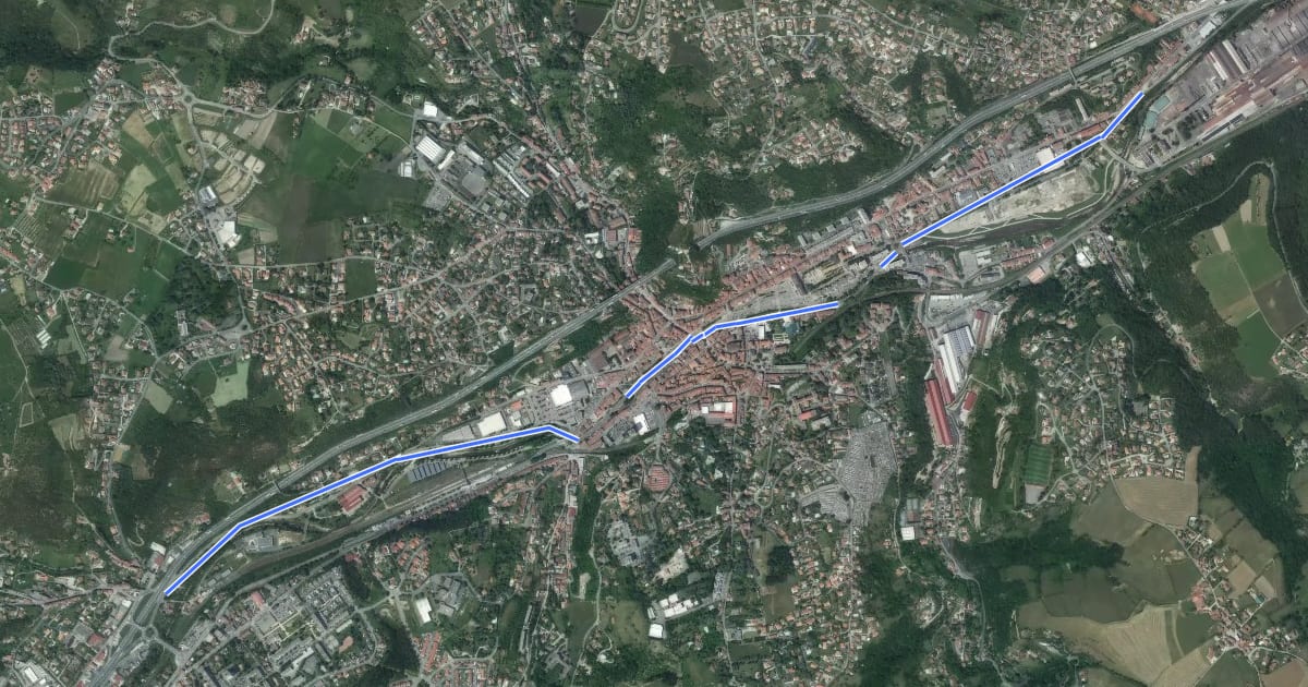 Маршрут La balade des ponts на спутниковом снимке