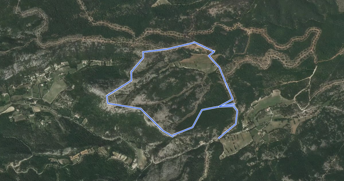 Маршрут La citadelle de Vauvenargues на спутниковом снимке