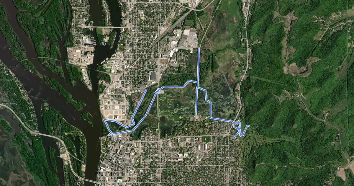 Маршрут La Crosse Marsh Trails на спутниковом снимке