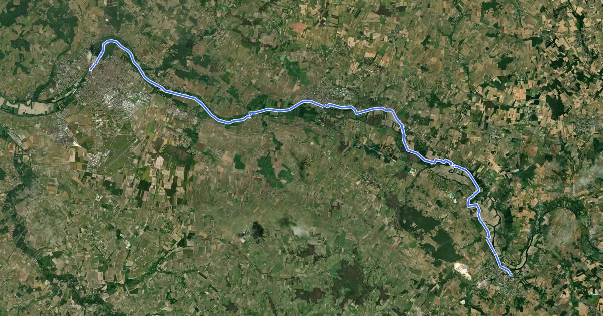 Маршрут La Flow Vélo, Châteauneuf-sur-Charente - Cognac. Au coeur du vignoble du cognac на спутниковом снимке