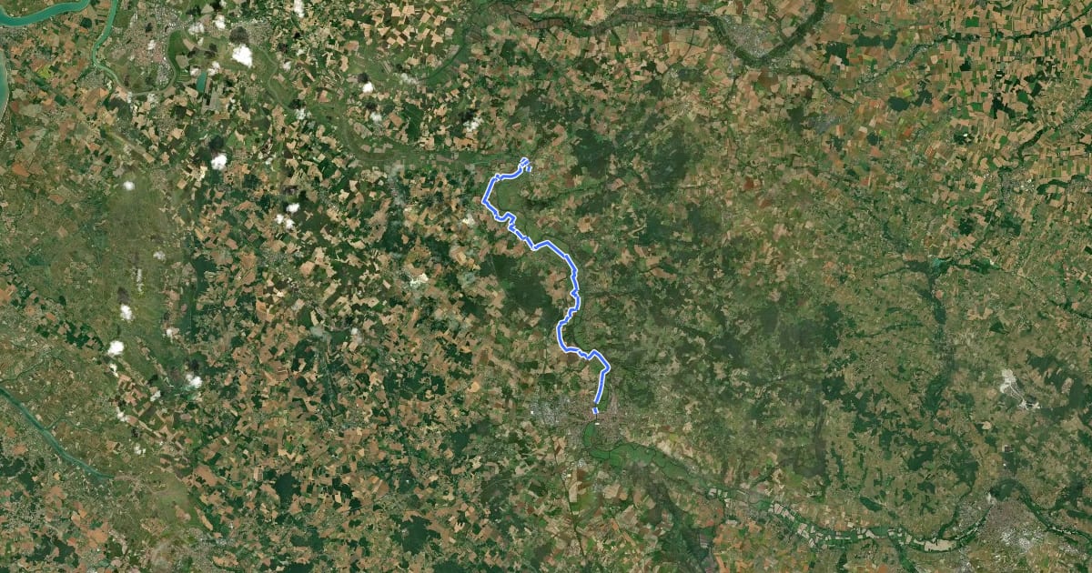 Маршрут La Flow Vélo, Saintes - St-Savinien. De ports en villages au bord du fleuve на спутниковом снимке