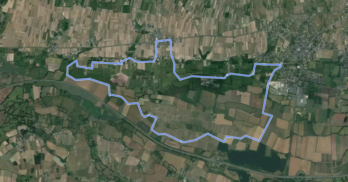 Маршрут La Grande Boire - Bourgueil - Saint-Nicolas-de-Bourgueil на спутниковом снимке