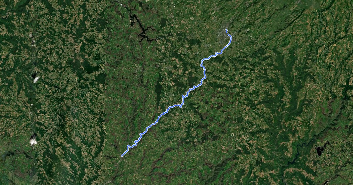 Маршрут La Grande Traversée du Volcan à Vélo, étape 2, Maurs / Aurillac на спутниковом снимке