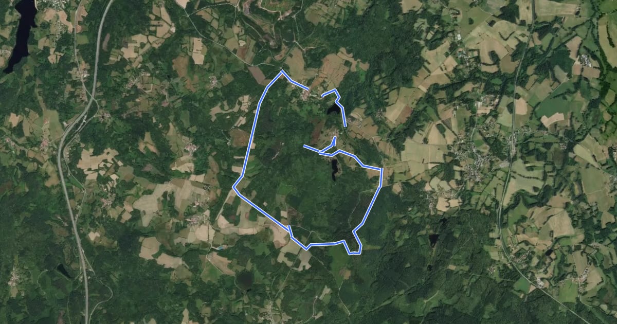 Маршрут La Loge du Puy de l"Age на спутниковом снимке