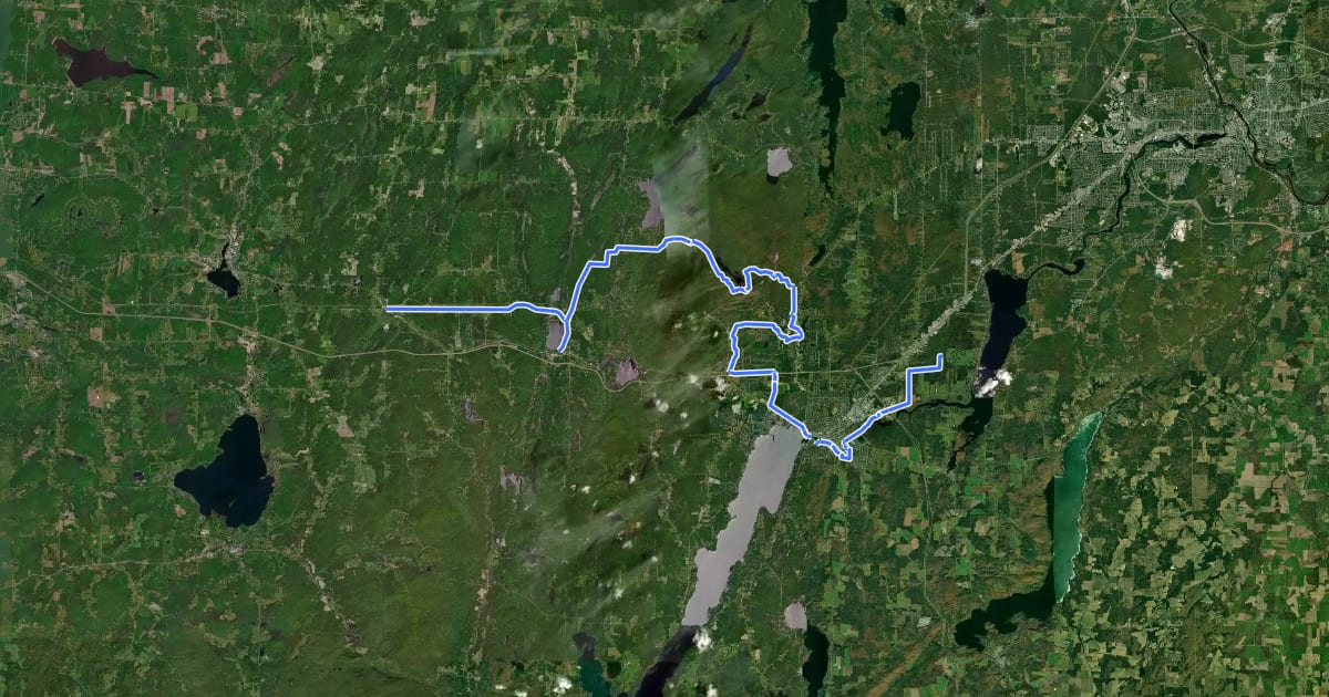 Маршрут La Montagnarde на спутниковом снимке