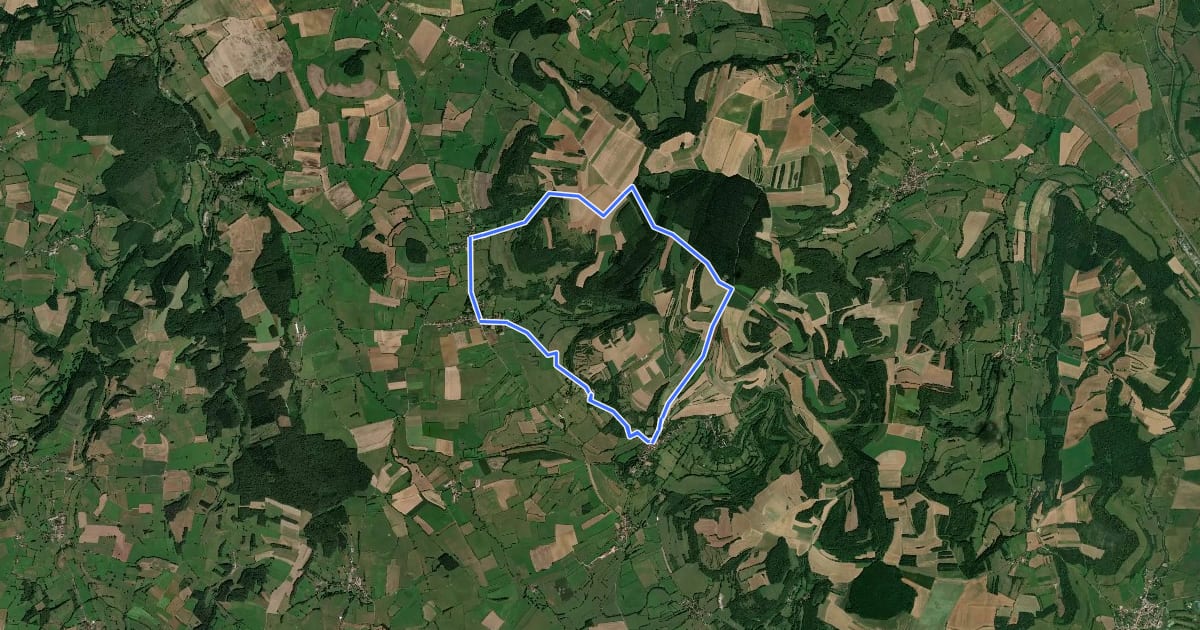 Маршрут La Montagne de Missery на спутниковом снимке